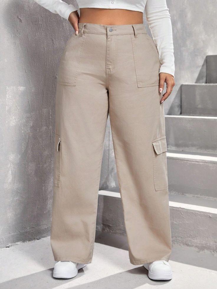 Baggy Cargo Trousers in Beige